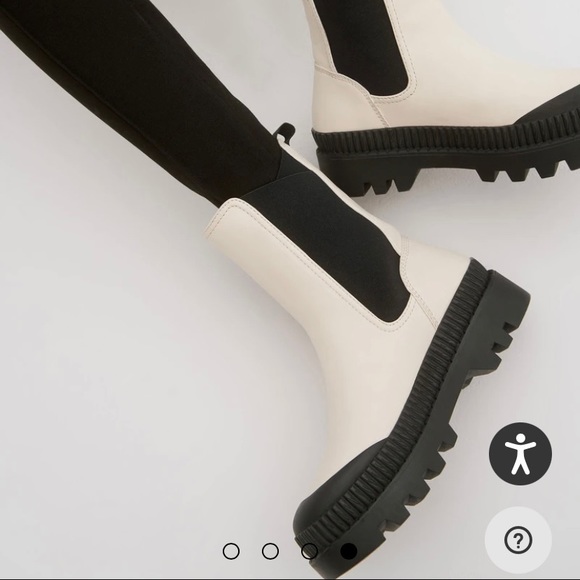 Size 10 Noize Morgan Vegan Leather Boots - Picture 4 of 6